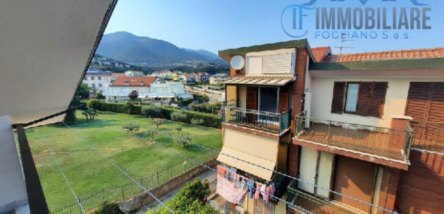 TRILOCALE CON GIARDINO CONDOMINIALE –  VIA PINELAND (ZONA RESIDENZIALE) – 800 m DAL MARE – BORGHETTO S.SPIRITO