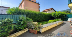 TRILOCALE RISTRUTTURATO CON GIARDINO E BOX – ZONA RESIDENZIALE (CONFINE LOANO) – BORGHETTO S.SPIRITO