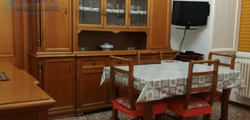 VILLA CON GIARDINO –  ZONA RESIDENZIALE (CONFINE LOANO) – 100 m DAL MARE – BORGHETTO S.SPIRITO