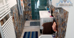 BILOCALE ATTICO RISTRUTTURATO CON TERRAZZA VISTA MARE –  VIA PONTI – 200 m DAL MARE – BORGHETTO S.SPIRITO