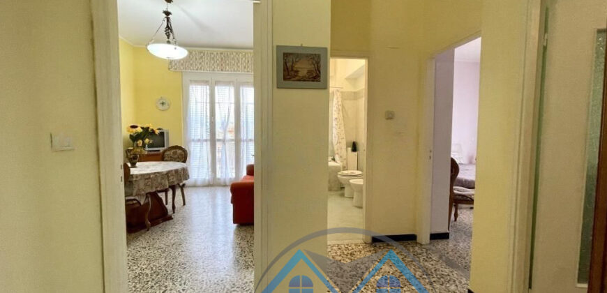 TRILOCALE AMPIO –  CORSO IV NOVEMBRE – 50 m DAL MARE – BORGHETTO S.SPIRITO