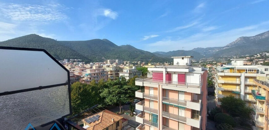 TRILOCALE RISTRUTTURATO ED ARREDATO –  VIA PONTI – 200 m DAL MARE – BORGHETTO S.SPIRITO