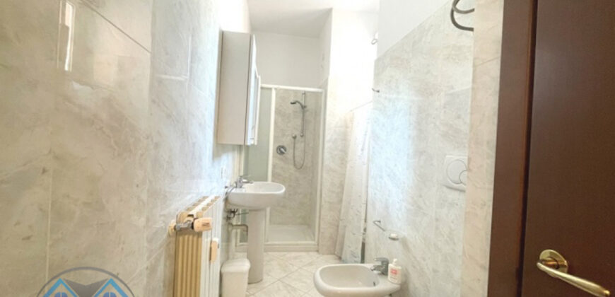 TRILOCALE ATTICO RISTRUTTURATO ED ARREDATO –  VIA DANTE – 100 m DAL MARE – BORGHETTO S.SPIRITO