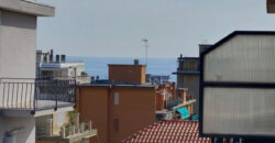 TRILOCALE RISTRUTTURATO ED ARREDATO –  VIA PONTI – 200 m DAL MARE – BORGHETTO S.SPIRITO