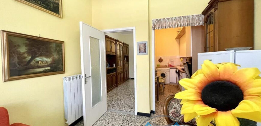 TRILOCALE AMPIO –  CORSO IV NOVEMBRE – 50 m DAL MARE – BORGHETTO S.SPIRITO