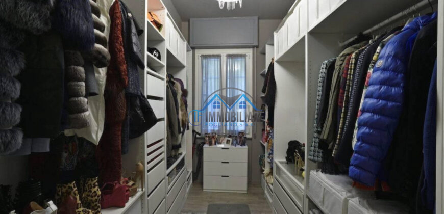 TRILOCALE RISTRUTTURATO CON MATERIALI DI PREGIO E FINEMENTE ARREDATO –  PASSEGGIATA CADORNA (BORGO COSCIA)- SUL MARE – ALASSIO