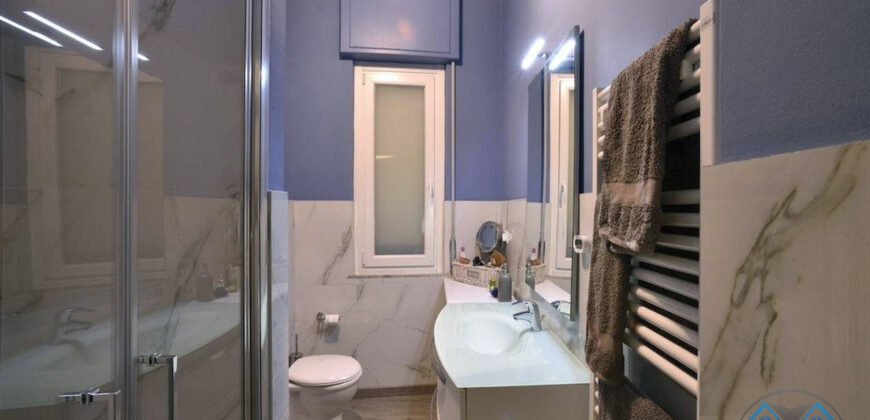 TRILOCALE RISTRUTTURATO CON MATERIALI DI PREGIO E FINEMENTE ARREDATO –  PASSEGGIATA CADORNA (BORGO COSCIA)- SUL MARE – ALASSIO