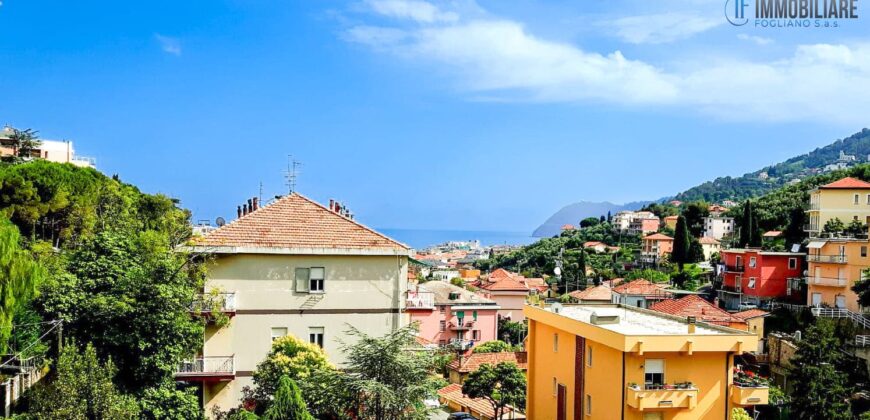 APPARTAMENTO SU 2 LIVELLI DA RISTRUTTURARE –  REGIONE SAN ROCCO – 900 m DAL MARE – ALASSIO