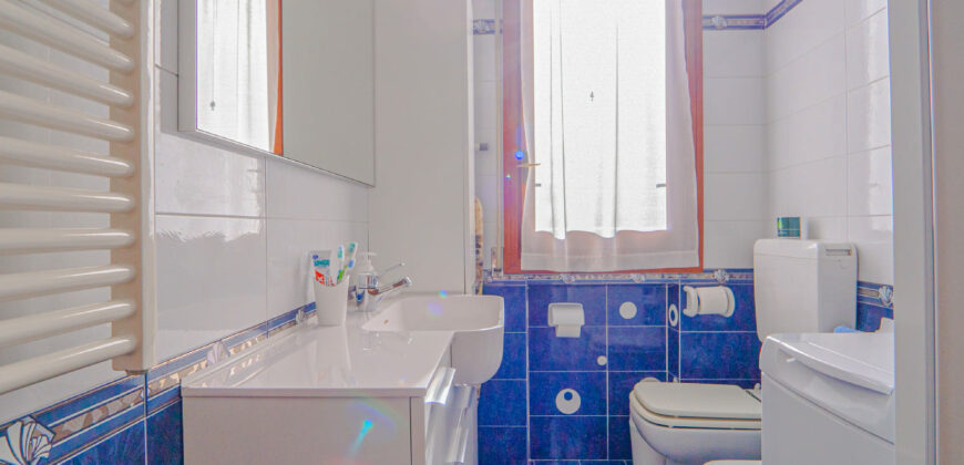 BILOCALE CON BALCONE VISTA APERTA –  VIA G.B. PERA – 800 m DAL MARE – ALASSIO