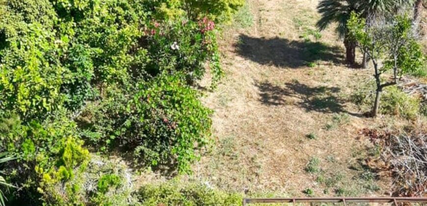 APPARTAMENTO SU 2 LIVELLI DA RISTRUTTURARE –  REGIONE SAN ROCCO – 900 m DAL MARE – ALASSIO