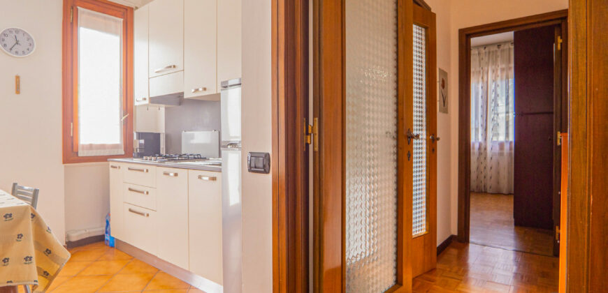 BILOCALE CON BALCONE VISTA APERTA –  VIA G.B. PERA – 800 m DAL MARE – ALASSIO