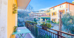 TRILOCALE CON GRANDE BALCONE + CANTINA E POSTO AUTO –  SAN ROCCO – 700 m DAL MARE – ALASSIO