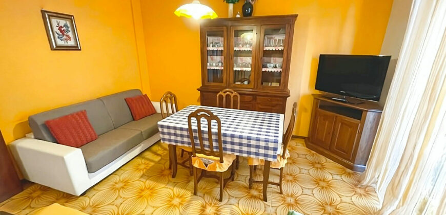 BILOCALE CON DOPPIO BALCONE  –  VIA PETRARCA  – 300 m DAL MARE – BORGHETTO SANTO SPIRITO