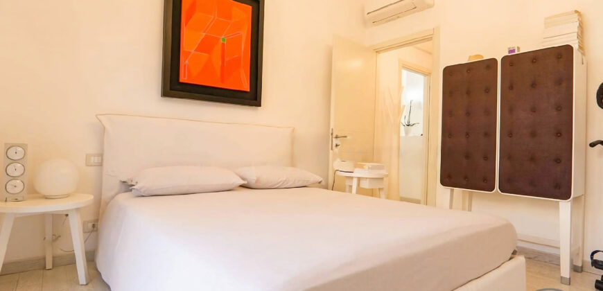 TRILOCALE CON GRANDE BALCONE + CANTINA E POSTO AUTO –  SAN ROCCO – 700 m DAL MARE – ALASSIO