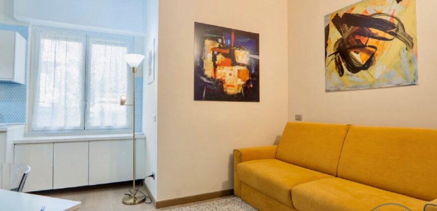 BILOCALE CON AMPIO BALCONE –  VIA LEONARDO DA VINCI – 150 m DAL MARE – ALASSIO