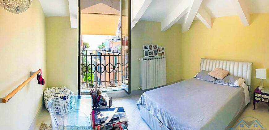 ATTICO SU 2 LIVELLI CON DOPPIA TERRAZZA –  BORGO COSCIA –  50 m DAL MARE – ALASSIO