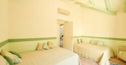 ATTICO SU 2 LIVELLI CON SPLENDIDI TERRAZZI VISTA MARE –  VIA ADELASIA – 500 m DAL MARE – ALASSIO