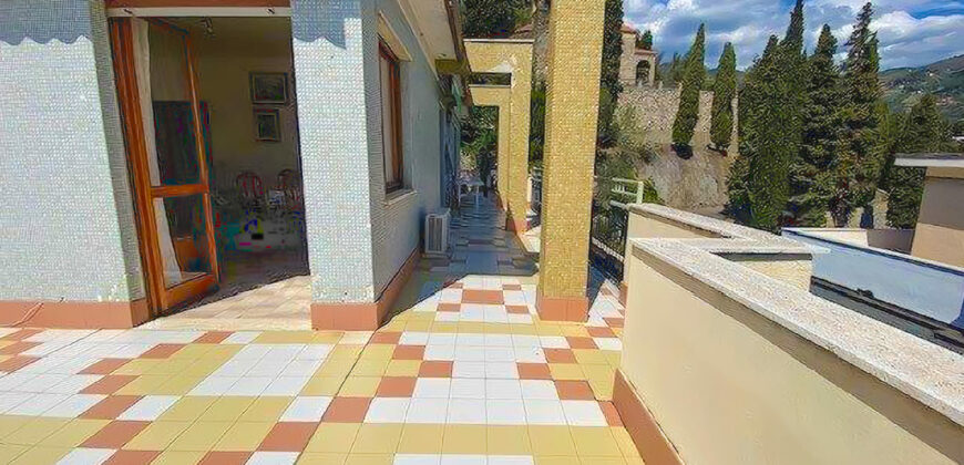 ATTICO CON AMPIO TERRAZZO VISTA MARE + BOX E CANTINA –  VIA IGNAZIO DELL’ORO – 400 m DAL MARE – ALASSIO