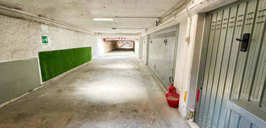TRILOCALE COMPLETAMENTE RISTRUTTURATO ED ARREDATO CON DOPPIO BALCONE + CANTINA  –  VIA COMO – 100 m DAL MARE – PIETRA LIGURE