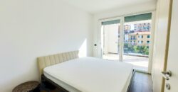 QUADRILOCALE RISTRUTTURATO CON DOPPIO TERRAZZO + LASTRICO SOLARE + MAGAZZINO + BOX AUTO –  VIA GEROLAMO GASTALDI – 650 m DAL MARE – ALASSIO