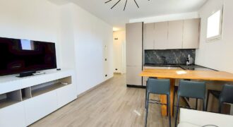 QUADRILOCALE RISTRUTTURATO CON DOPPIO TERRAZZO + LASTRICO SOLARE + MAGAZZINO + BOX AUTO –  VIA GEROLAMO GASTALDI – 650 m DAL MARE – ALASSIO