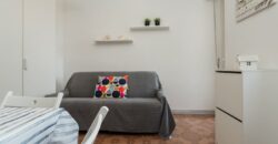 MONOLOCALE RISTRUTTURATO ED ARREDATO CON AMPIO BALCONE E VISTA APERTA –  VIA RAFFAELLO  – 400 m DAL MARE – BORGHETTO SANTO SPIRITO