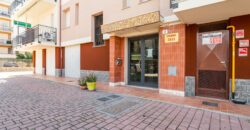 MONOLOCALE RISTRUTTURATO ED ARREDATO CON AMPIO BALCONE E VISTA APERTA –  VIA RAFFAELLO  – 400 m DAL MARE – BORGHETTO SANTO SPIRITO