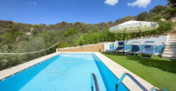 VILLA CON PISCINA IMMERSA NEL VERDE –  VIALE CUGNANA – COSTA SMERALDA – OLBIA