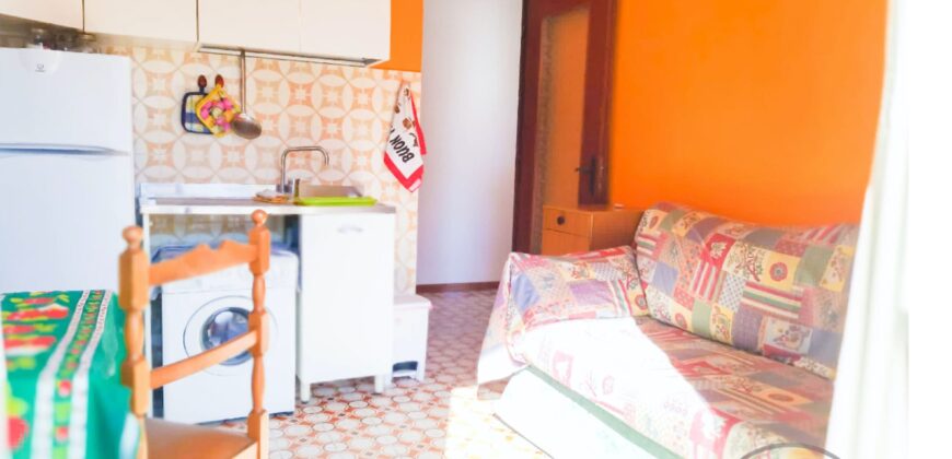 BILOCALE CON BALCONE ANGOLARE E VISTA APERTA – 400 m DAL MARE – BORGHETTO SANTO SPIRITO