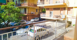 BILOCALE CON BALCONE ANGOLARE E VISTA APERTA – 400 m DAL MARE – BORGHETTO SANTO SPIRITO