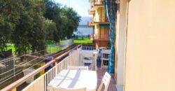 BILOCALE CON BALCONE ANGOLARE E VISTA APERTA – 400 m DAL MARE – BORGHETTO SANTO SPIRITO