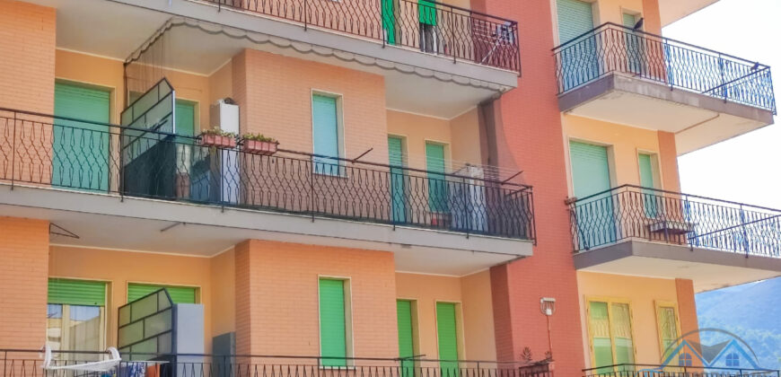 BILOCALE CON AMPIO BALCONE –  VIA PISA – 500 m DAL MARE – BORGHETTO S.SPIRITO