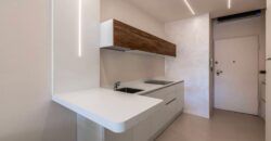 TRILOCALE CON TERRAZZINO, COMPLETAMENTE RISTRUTTURATO ED ARREDATO – VIA DANTE ALIGHIERI – 100 m DAL MARE – ALASSIO