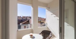 TRILOCALE CON TERRAZZINO, COMPLETAMENTE RISTRUTTURATO ED ARREDATO – VIA DANTE ALIGHIERI – 100 m DAL MARE – ALASSIO