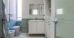 TRILOCALE CON TERRAZZINO, COMPLETAMENTE RISTRUTTURATO ED ARREDATO – VIA DANTE ALIGHIERI – 100 m DAL MARE – ALASSIO