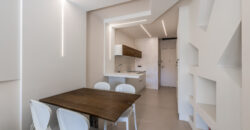 TRILOCALE CON TERRAZZINO, COMPLETAMENTE RISTRUTTURATO ED ARREDATO – VIA DANTE ALIGHIERI – 100 m DAL MARE – ALASSIO