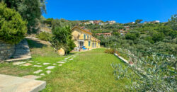 VILLA CON STUPENDA VISTA MARE –  VIA SOLVA – 1 KM DAL MARE – ALASSIO