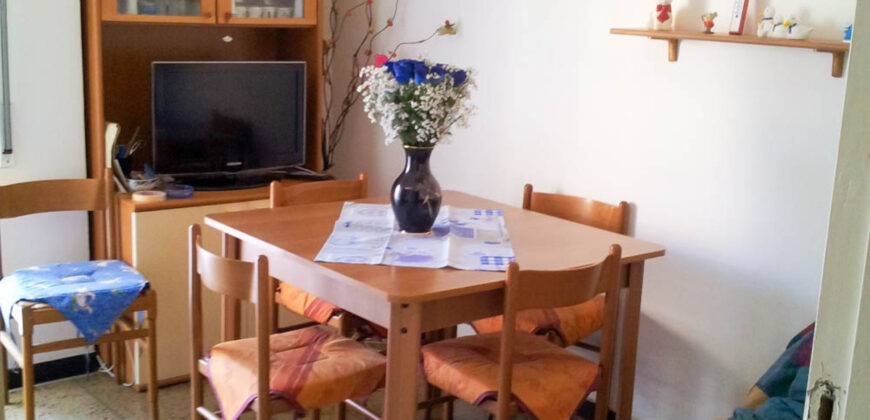 BILOCALE CON BALCONE VISTA MARE E VISTA APERTA –  CORSO EUROPA – 80 m DAL MARE – BORGHETTO SANTO SPIRITO