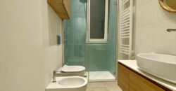 TRILOCALE COMPLETAMENTE RITRUTTURATO ED ARREDATO CON AMPIO TERRAZZO –  VIA IGNAZIO DELL’ORO  –  750 m DAL MARE – ALASSIO