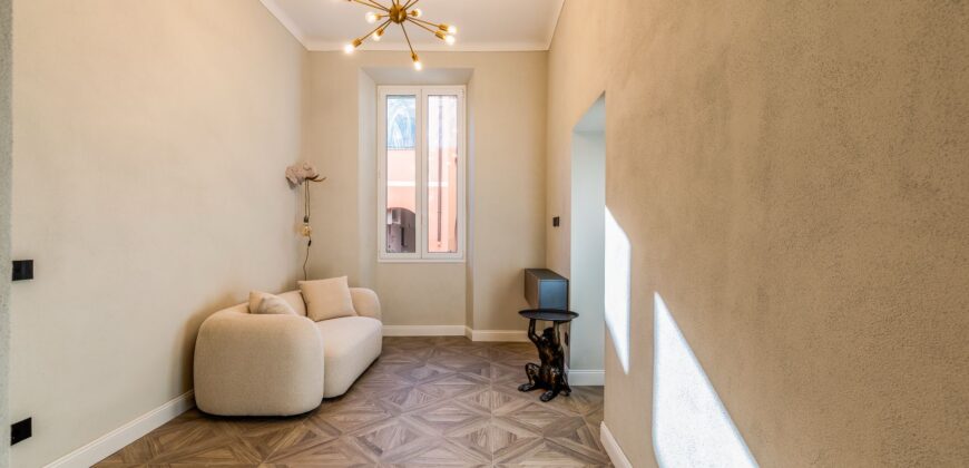 QUADRILOCALE COMPLETAMENTE RISTRUTTURATO ED ARREDATO –  BORGO COSCIA – 50 m DAL MARE – ALASSIO