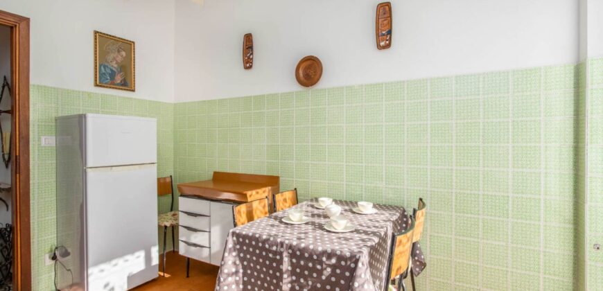 TRILOCALE CON DOPPIO BALCONE –  VIA DANTE – 150 m DAL MARE – BORGHETTO SANTO SPIRITO