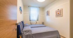 TRILOCALE RISTRUTTURATO CON TERRAZZO PANORAMICO VISTA MARE E BOX AUTO – VIA PRIVATA CAZULINI – 1,7 Km DAL MARE – ALASSIO
