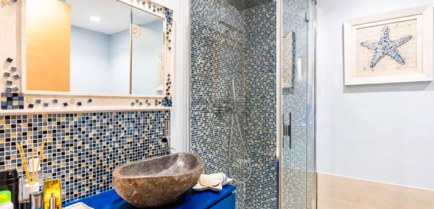 TRILOCALE RISTRUTTURATO CON TERRAZZO PANORAMICO VISTA MARE E BOX AUTO – VIA PRIVATA CAZULINI – 1,7 Km DAL MARE – ALASSIO