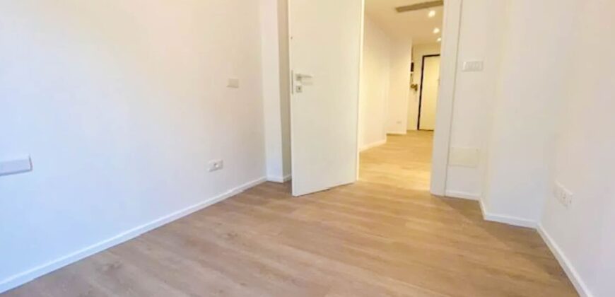 TRILOCALE RISTRUTTURATO CON DOPPIO BALCONE –  VIA BOGLIOLO – 250 m DAL MARE – ALASSIO