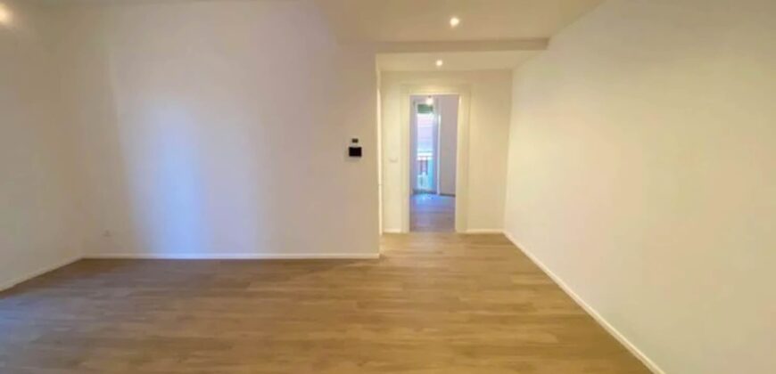 TRILOCALE RISTRUTTURATO CON DOPPIO BALCONE –  VIA BOGLIOLO – 250 m DAL MARE – ALASSIO