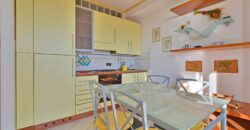 TRILOCALE CON TERRAZZINO VISTA MARE –  VIA AURELIA – 500 m DAL MARE – ROLLO (ANDORA)
