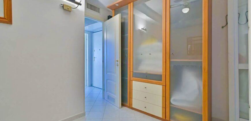 TRILOCALE CON TERRAZZINO VISTA MARE –  VIA AURELIA – 500 m DAL MARE – ROLLO (ANDORA)