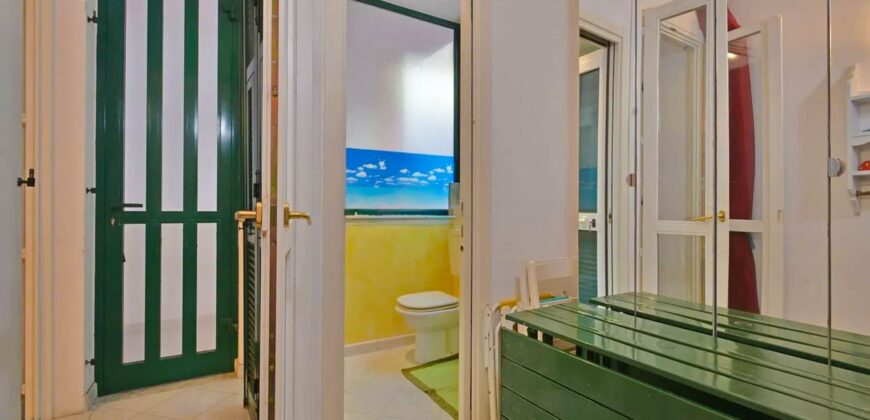 TRILOCALE CON TERRAZZINO VISTA MARE –  VIA AURELIA – 500 m DAL MARE – ROLLO (ANDORA)