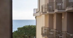 TRILOCALE COMPLETAMENTE RISTRUTTURATO ED ARREDATO –  VIA DON PICCAGLI – 50 m DAL MARE – ALASSIO