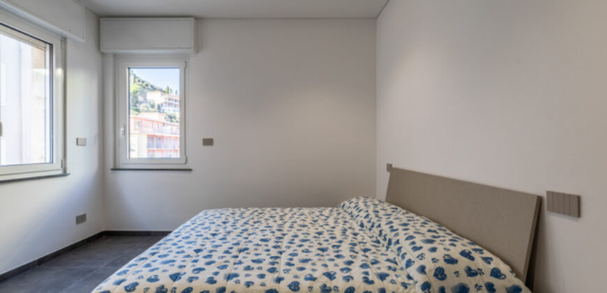 TRILOCALE COMPLETAMENTE RISTRUTTURATO ED ARREDATO –  VIA DON PICCAGLI – 50 m DAL MARE – ALASSIO